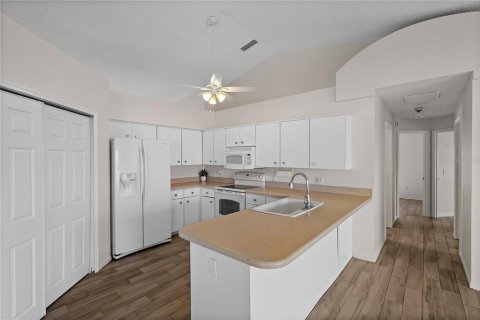 Casa en venta en Orange City, Florida, 3 dormitorios, 164.81 m2 № 1883772 - foto 19