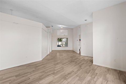 Casa en venta en Orange City, Florida, 3 dormitorios, 164.81 m2 № 1883772 - foto 22