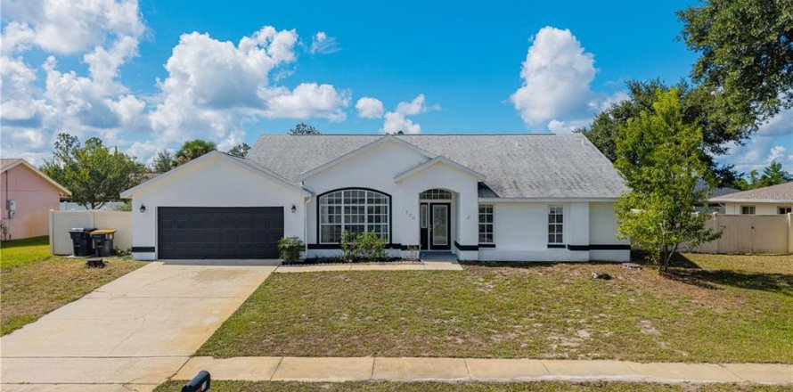 Casa en Orange City, Florida 3 dormitorios, 164.81 m2 № 1883772