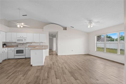 Casa en venta en Orange City, Florida, 3 dormitorios, 164.81 m2 № 1883772 - foto 24