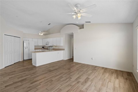 Casa en venta en Orange City, Florida, 3 dormitorios, 164.81 m2 № 1883772 - foto 18