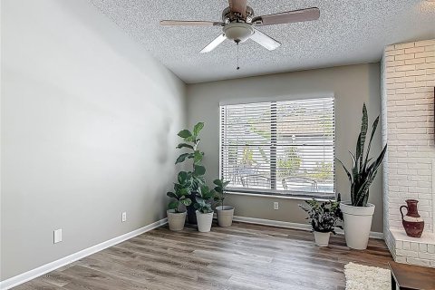 House in Ormond Beach, Florida 3 bedrooms, 179.58 sq.m. № 1743066 - photo 17