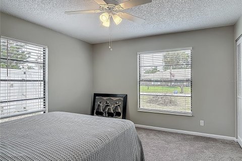 House in Ormond Beach, Florida 3 bedrooms, 179.58 sq.m. № 1743066 - photo 28