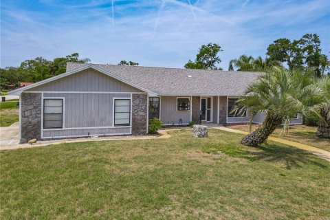 House in Ormond Beach, Florida 3 bedrooms, 179.58 sq.m. № 1743066 - photo 5