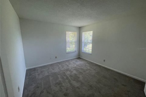 Villa ou maison à vendre à DeBary, Floride: 3 chambres, 118.91 m2 № 2329498 - photo 10