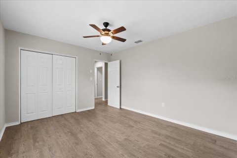 House in Winter Haven, Florida 3 bedrooms, 140.38 sq.m. № 1865863 - photo 20