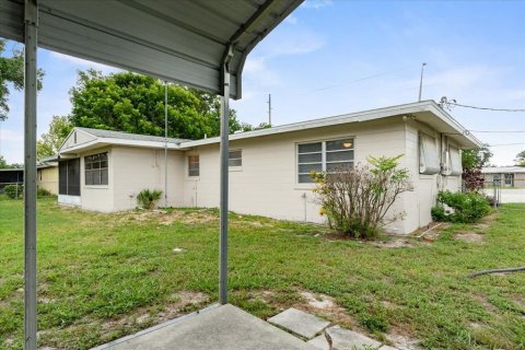 House in Winter Haven, Florida 3 bedrooms, 140.38 sq.m. № 1865863 - photo 30