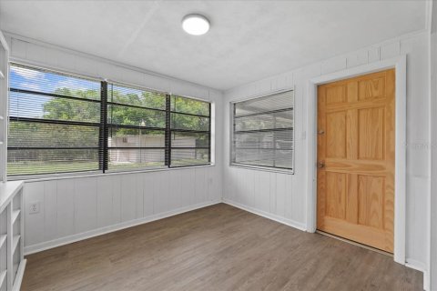 House in Winter Haven, Florida 3 bedrooms, 140.38 sq.m. № 1865863 - photo 11