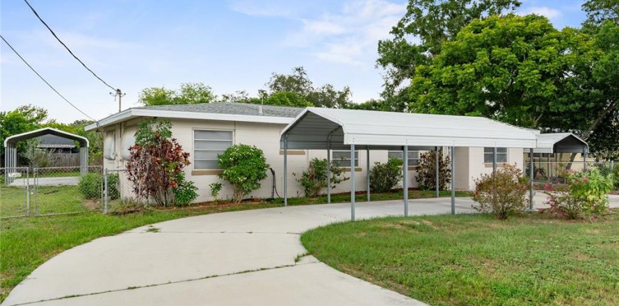 Villa ou maison à Winter Haven, Floride 3 chambres, 140.38 m2 № 1865863