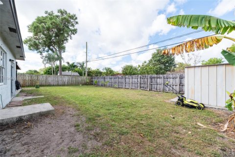Casa en venta en Fort Lauderdale, Florida, 3 dormitorios, 122.72 m2 № 2000785 - foto 20