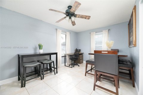 Casa en venta en Fort Lauderdale, Florida, 3 dormitorios, 122.72 m2 № 2000785 - foto 6