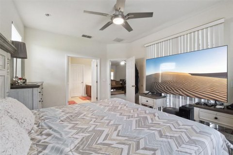 House in Kissimmee, Florida 5 bedrooms, 185.8 sq.m. № 2137509 - photo 15