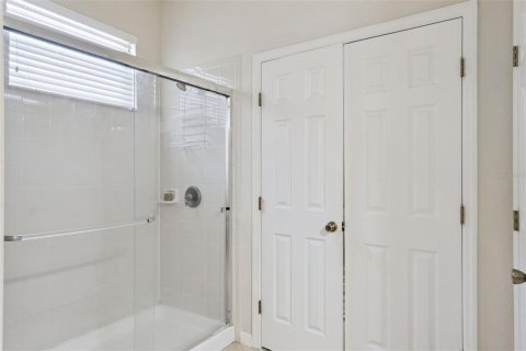 House in Kissimmee, Florida 5 bedrooms, 185.8 sq.m. № 2137509 - photo 21