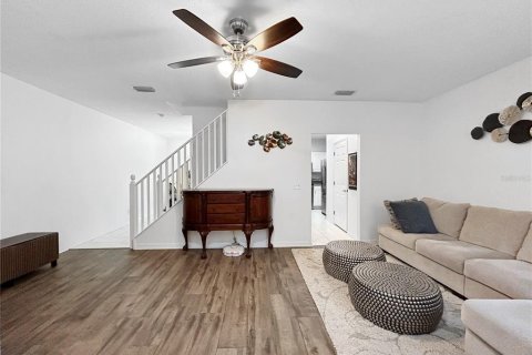 Townhouse in Wesley Chapel, Florida 2 bedrooms, 110.65 sq.m. № 1590387 - photo 12