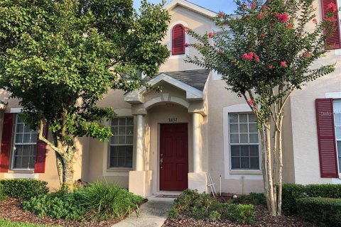 Townhouse in Wesley Chapel, Florida 2 bedrooms, 110.65 sq.m. № 1590387 - photo 1
