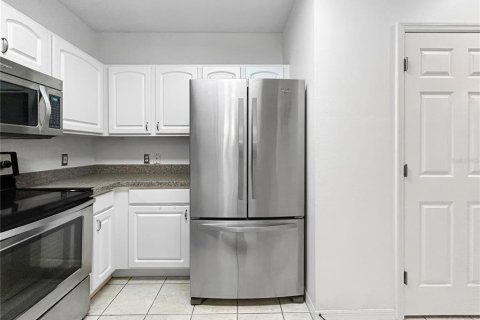 Townhouse in Wesley Chapel, Florida 2 bedrooms, 110.65 sq.m. № 1590387 - photo 4