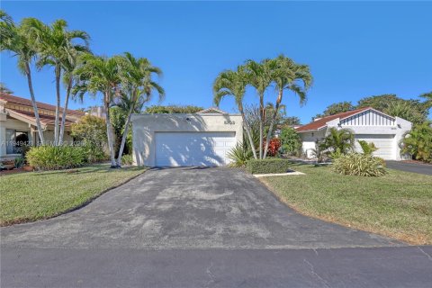 Villa ou maison à vendre à Boynton Beach, Floride: 2 chambres, 132.85 m2 № 2021904 - photo 2