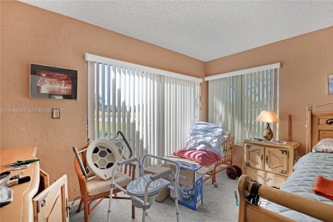 Villa ou maison à vendre à Boynton Beach, Floride: 2 chambres, 132.85 m2 № 2021904 - photo 21