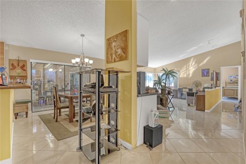 Villa ou maison à vendre à Boynton Beach, Floride: 2 chambres, 132.85 m2 № 2021904 - photo 6
