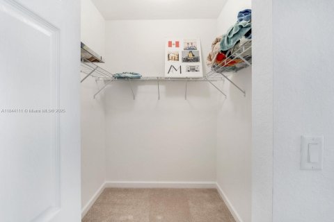 Купить виллу или дом в Майами, Флорида 5 спален, 294.5м2, № 1962182 - фото 29