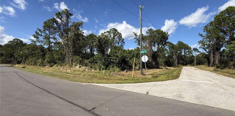 Land in Sebring, Florida № 2161619