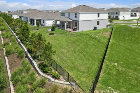 House in Groveland, Florida 6 bedrooms, 300.54 sq.m. № 2151508 - photo 30