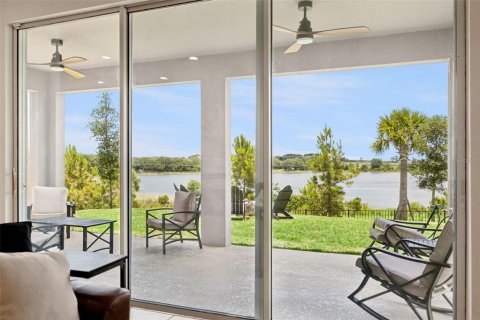House in Groveland, Florida 6 bedrooms, 300.54 sq.m. № 2151508 - photo 27