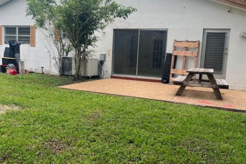 Casa en venta en Coral Springs, Florida, 3 dormitorios, 135.54 m2 № 2242571 - foto 6