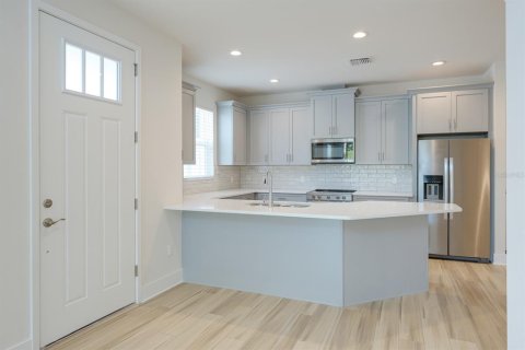 Adosado en alquiler en Dunedin, Florida, 4 dormitorios, 191.75 m2 № 1855910 - foto 14