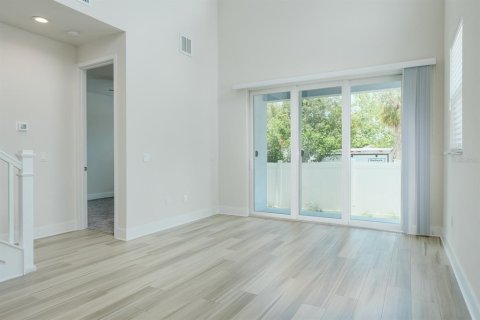 Adosado en alquiler en Dunedin, Florida, 4 dormitorios, 191.75 m2 № 1855910 - foto 7