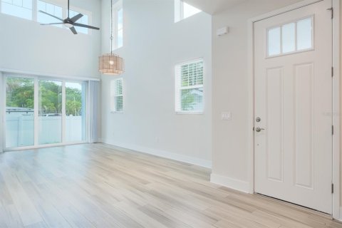 Adosado en alquiler en Dunedin, Florida, 4 dormitorios, 191.75 m2 № 1855910 - foto 5