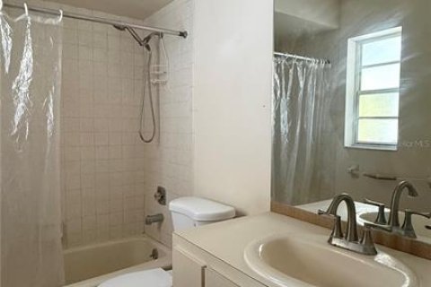 Снять в аренду квартиру в Норт-Порт, Флорида 2 спальни, 100.89м2, № 2205979 - фото 8