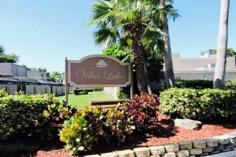 Купить таунхаус в Пемброк-Пайнс, Флорида 2 спальни, 137.68м2, № 1950060 - фото 23