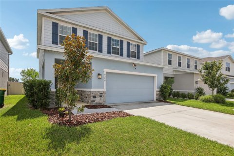 Villa ou maison à vendre à Land O' Lakes, Floride: 4 chambres, 220.18 m2 № 1798284 - photo 3