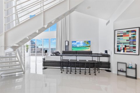 Купить кондоминиум в Майами, Флорида 3 спальни, 224.36м2, № 2051582 - фото 2