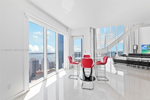 Купить кондоминиум в Майами, Флорида 3 спальни, 224.36м2, № 2051582 - фото 12