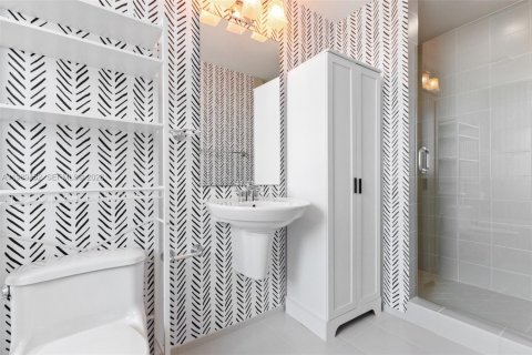 Купить кондоминиум в Майами, Флорида 3 спальни, 224.36м2, № 2051582 - фото 20