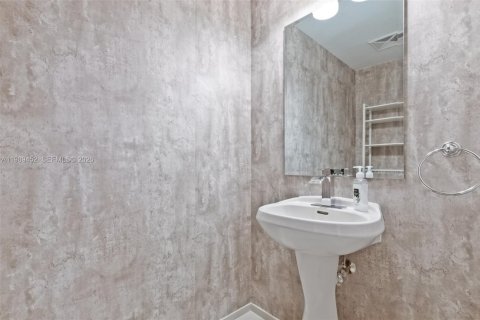 Купить кондоминиум в Майами, Флорида 3 спальни, 224.36м2, № 2051582 - фото 5