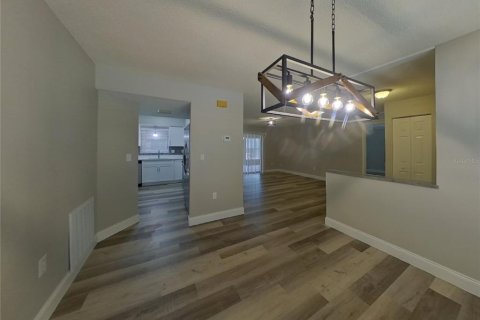 Casa en alquiler en Sarasota, Florida, 3 dormitorios, 189.8 m2 № 1785407 - foto 6