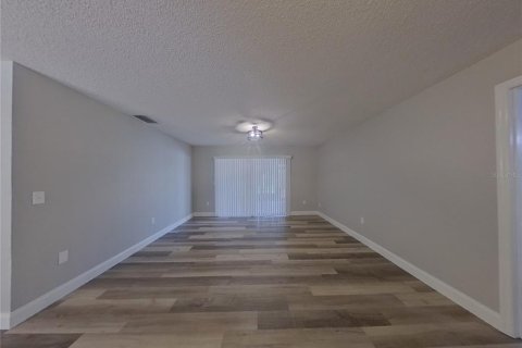 Casa en alquiler en Sarasota, Florida, 3 dormitorios, 189.8 m2 № 1785407 - foto 2