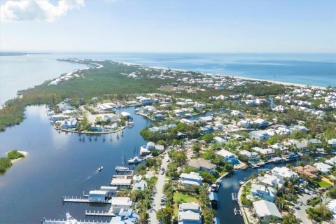 Villa ou maison à vendre à Boca Grande, Floride: 4 chambres, 320.88 m2 № 1532946 - photo 28