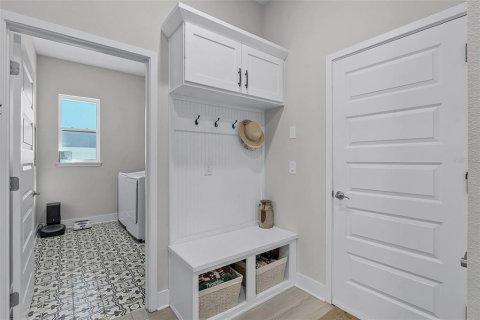 House in Winter Garden, Florida 4 bedrooms, 196.58 sq.m. № 1737278 - photo 28