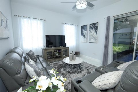 Casa en venta en Clermont, Florida, 3 dormitorios, 170.2 m2 № 1879313 - foto 7