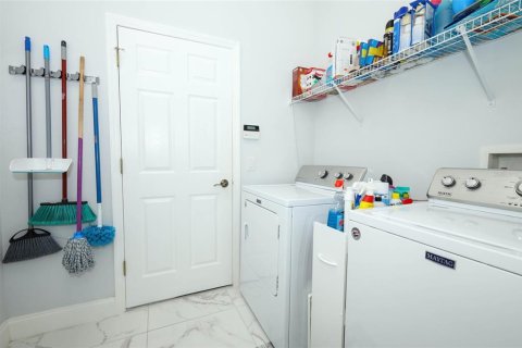 Casa en venta en Clermont, Florida, 3 dormitorios, 170.2 m2 № 1879313 - foto 29