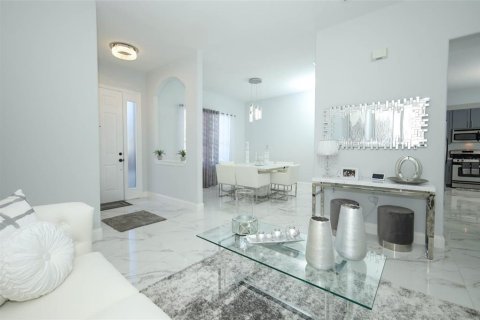 Casa en venta en Clermont, Florida, 3 dormitorios, 170.2 m2 № 1879313 - foto 14