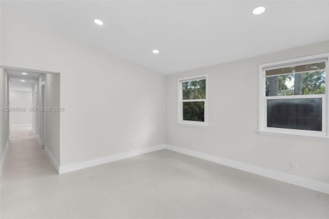 Casa en venta en Fort Lauderdale, Florida, 3 dormitorios, 132.48 m2 № 2355504 - foto 17