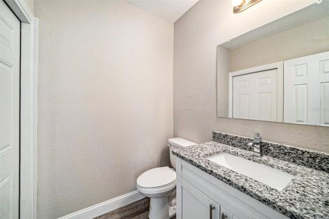 Villa ou maison à louer à New Port Richey, Floride: 6 chambres, 232.63 m2 № 1825184 - photo 11