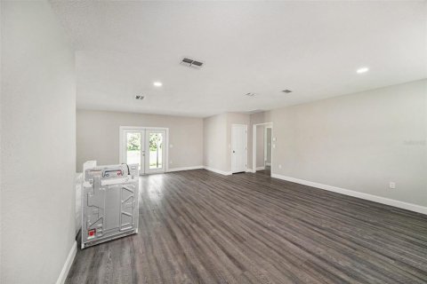 Villa ou maison à louer à New Port Richey, Floride: 6 chambres, 232.63 m2 № 1825184 - photo 7