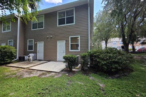 Condominio en venta en Gainesville, Florida, 2 dormitorios, 108.88 m2 № 2237435 - foto 12