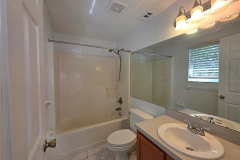 Condominio en venta en Gainesville, Florida, 2 dormitorios, 108.88 m2 № 2237435 - foto 21